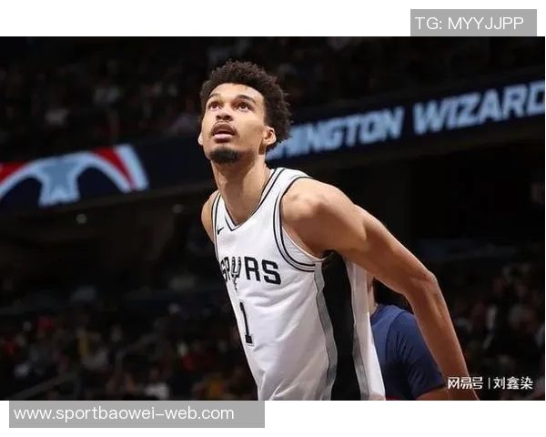 张佳玮分析马刺胜利：没有文班依然展现团队实力与韧性